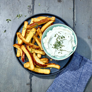 Brennans Parmesan Thyme Crust Snacks Teaser