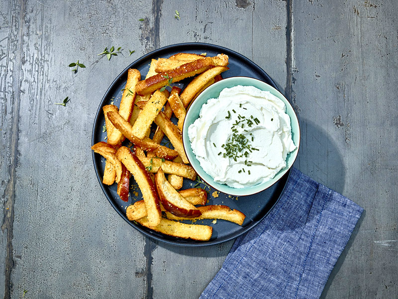 Brennans Parmesan Thyme Crust Snacks